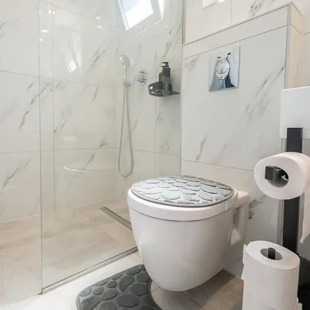 Holiday home Stone And Sea Oasis *