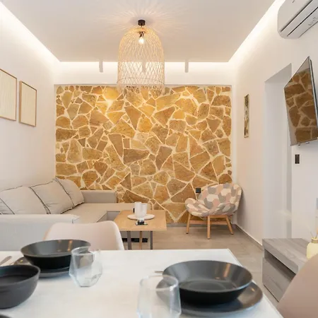 Stone&sea Retreat Oasis - Cozy Stone Будинок відпочинку