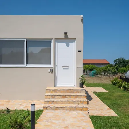 Stone And Sea Oasis Holiday home *