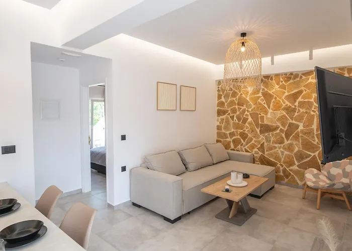 Semesterbostad Stone&sea Retreat Oasis - Cozy Stone *